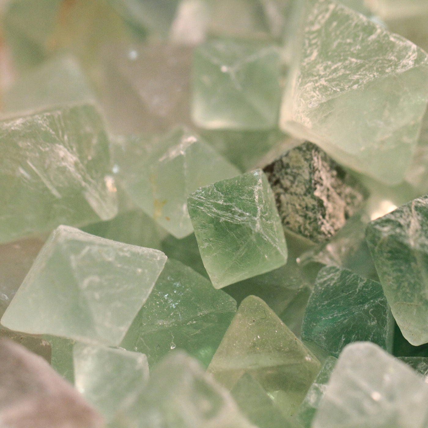 Harnessing the Power of Green Crystals for Heart Chakra Healing - Moon Charged Crystals