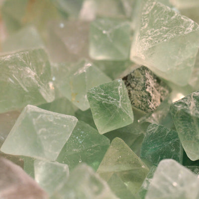 Harnessing the Power of Green Crystals for Heart Chakra Healing