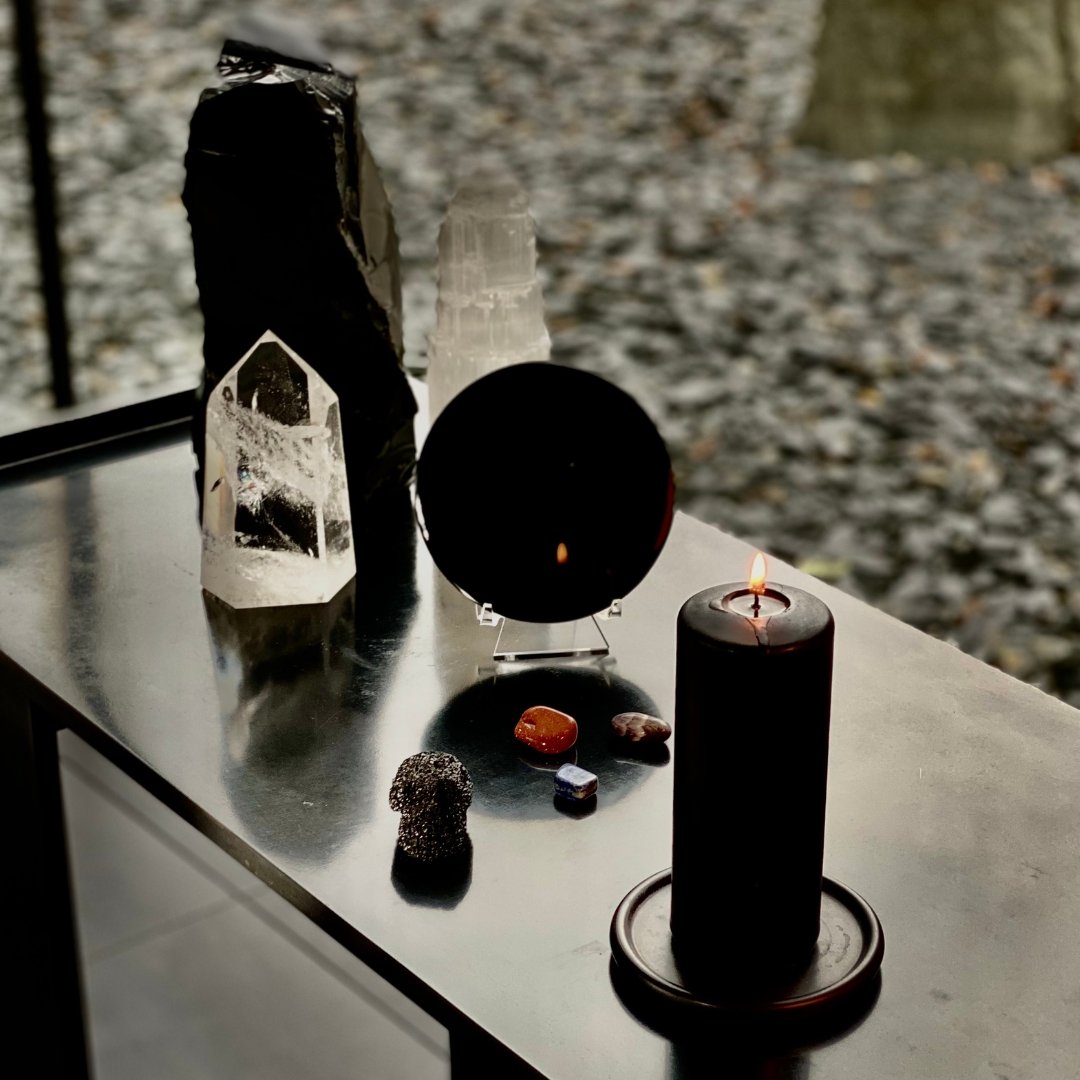 What Is Modern Witchcraft All About? - Moon Charged Crystals